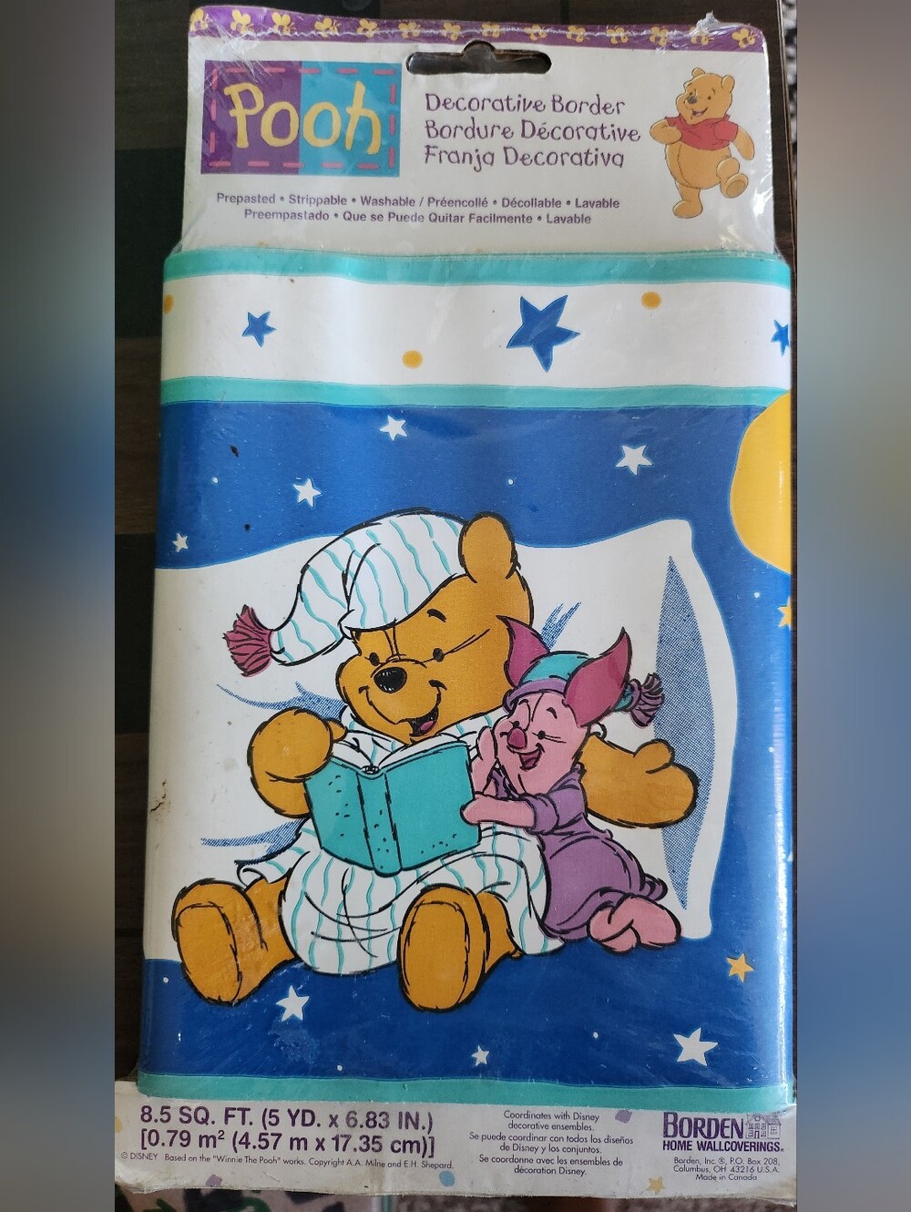 Disney Winnie the Pooh and Piglet bedtime prepasted wallpaper border by Sunworth